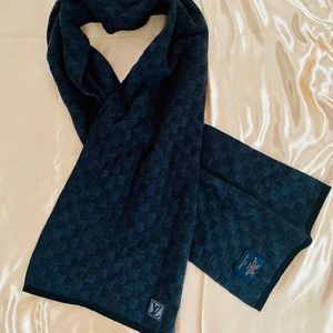 Louis Vuitton Men’s Scarf (Black)